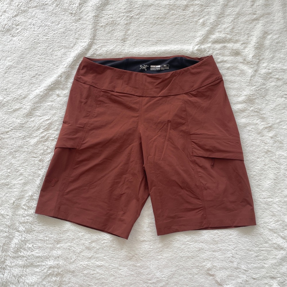 Arcteryx Womens Sabria Short Terracotta Red Orange Hiking Technical Cargo Size 4